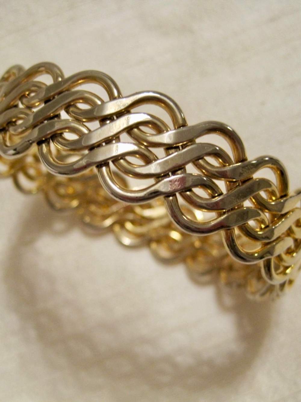 Vintage 80's Modernist Gold Tone Solid Metal, Braided Bangle Bracelet.